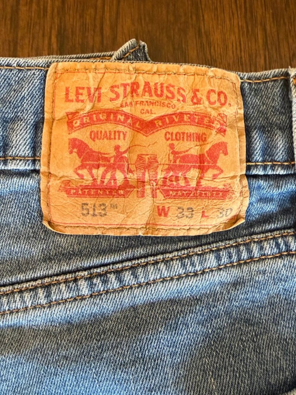 Levi's Men's 513 Slim Straight, Medium Wash Jeans, Size 33x30 - Picture 5 of 10